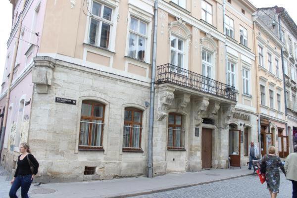"Green Oasis Apartment" Lviv Ngoại thất bức ảnh
