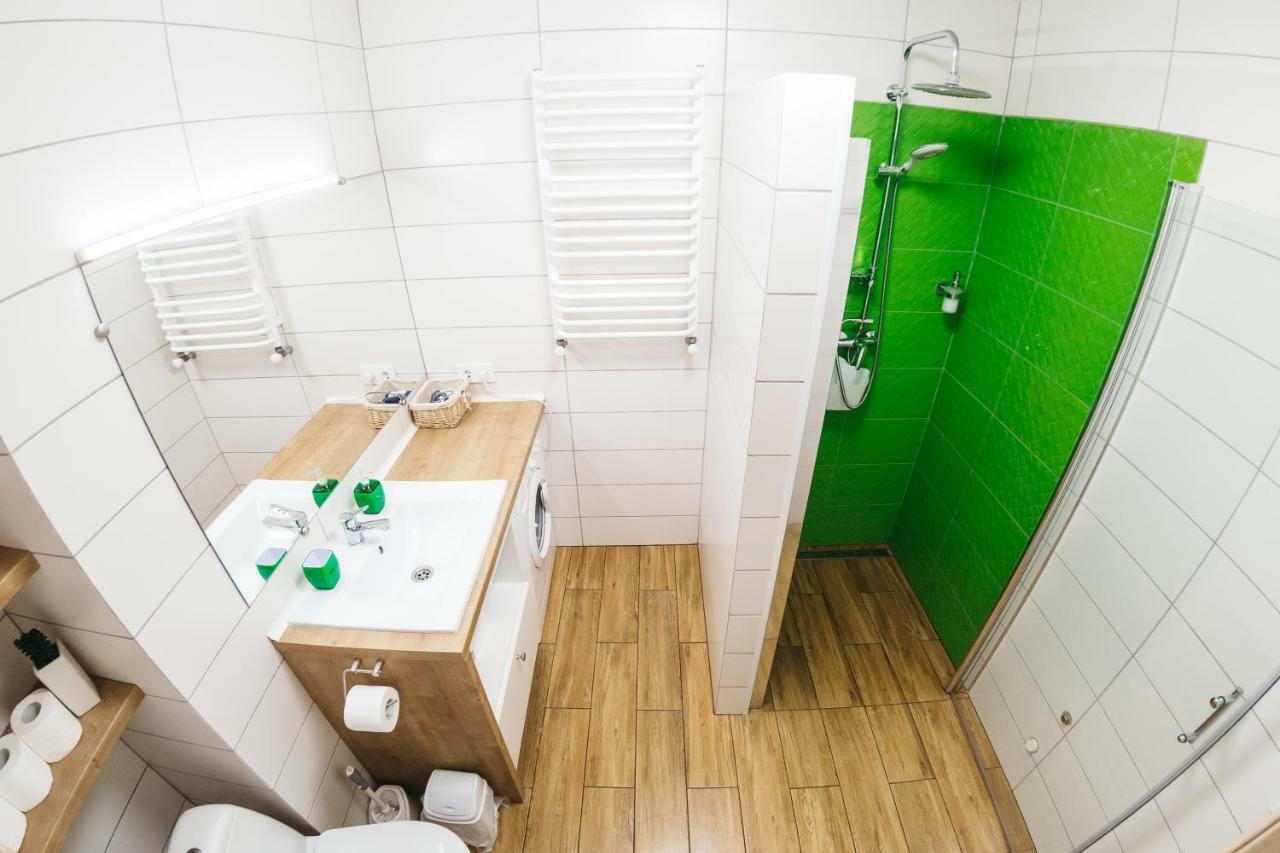 "Green Oasis Apartment" Lviv Ngoại thất bức ảnh