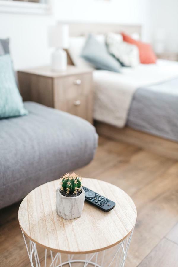 "Green Oasis Apartment" Lviv Ngoại thất bức ảnh