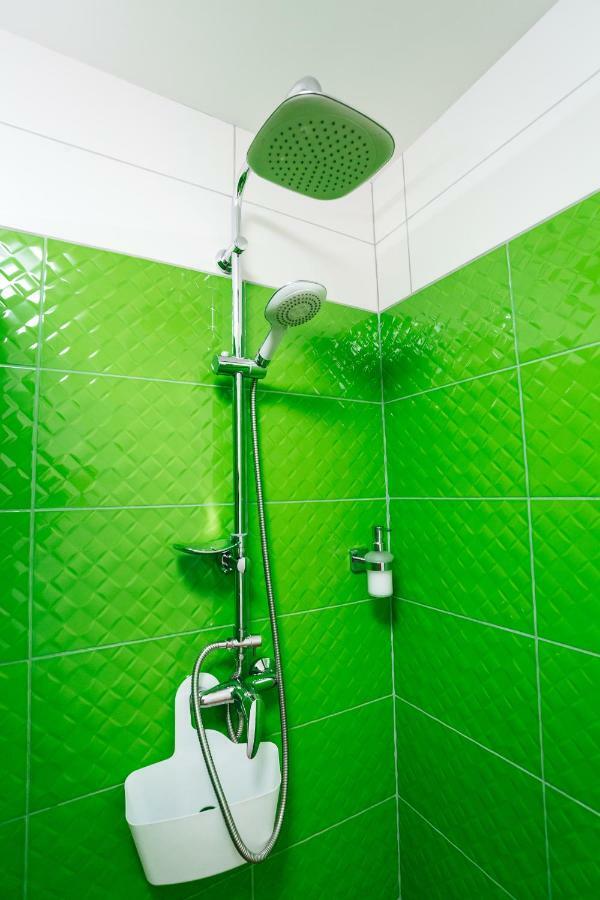 "Green Oasis Apartment" Lviv Ngoại thất bức ảnh